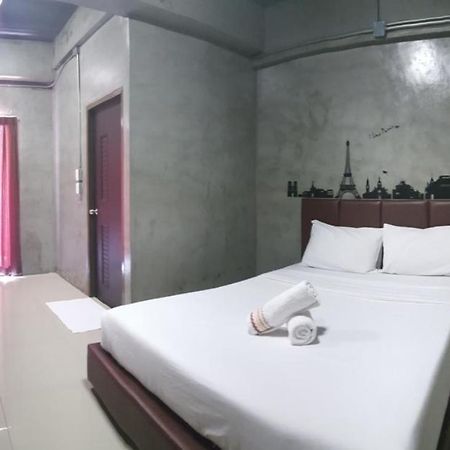 Kp Place Lopburi Exterior photo